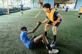 字母哥示范如何防守亚历山大