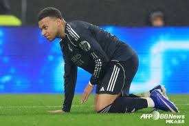 乔丹封神绝技，3个经典上篮动作震撼十足